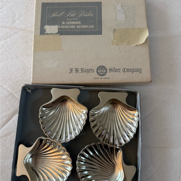 Shell Nut Dishes - Picture 4 of 14